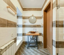 Bathroom Remodel - This bathroom is mostly brown and with great tile work